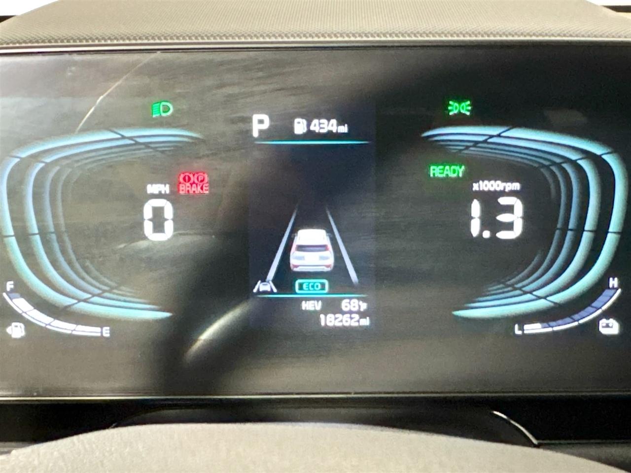 Kia Niro Plug-In Hybrid EX FWD 2023