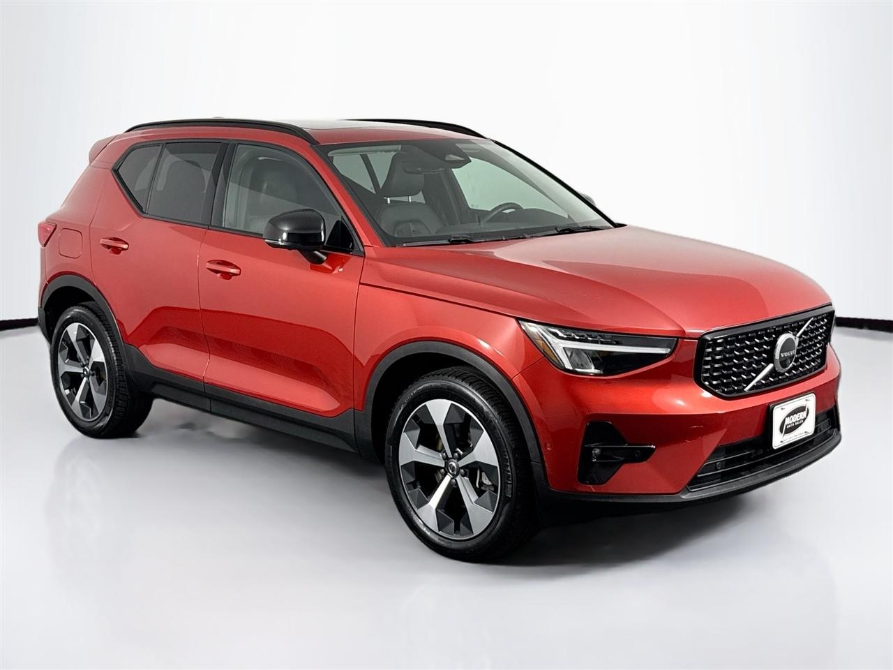 Volvo XC40 B5 AWD Ultimate Dark Theme 2023