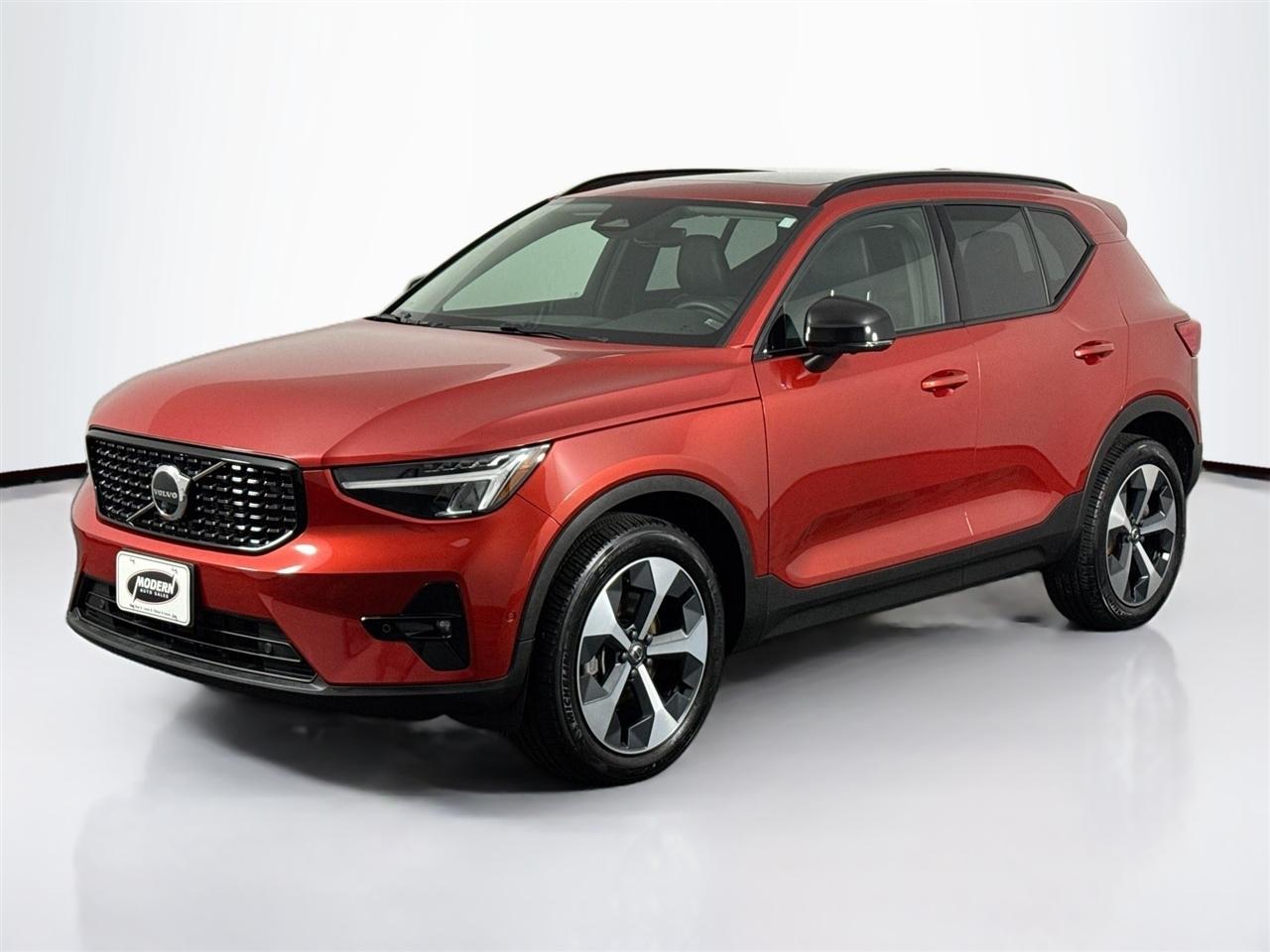 Volvo XC40 B5 AWD Ultimate Dark Theme 2023