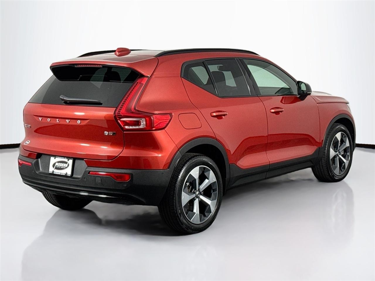 Volvo XC40 B5 AWD Ultimate Dark Theme 2023