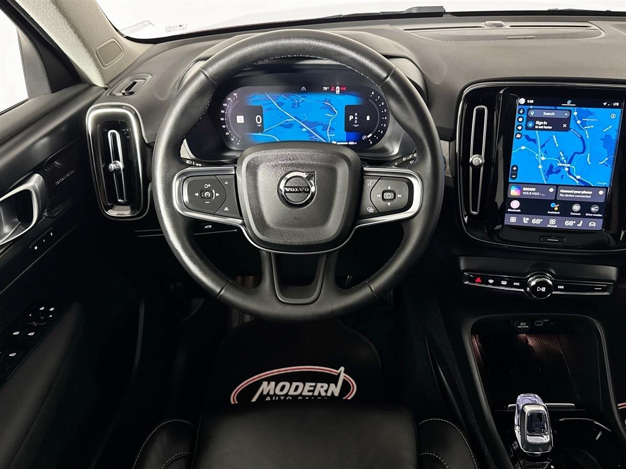 Volvo XC40 B5 AWD Ultimate Dark Theme 2023