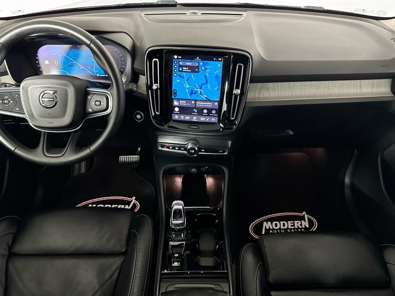 Volvo XC40 B5 AWD Ultimate Dark Theme 2023