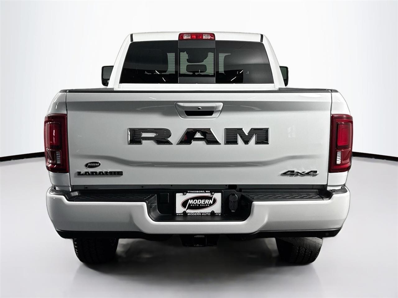 RAM 2500 Laramie 4x4 Crew Cab 6'4" Box 2026