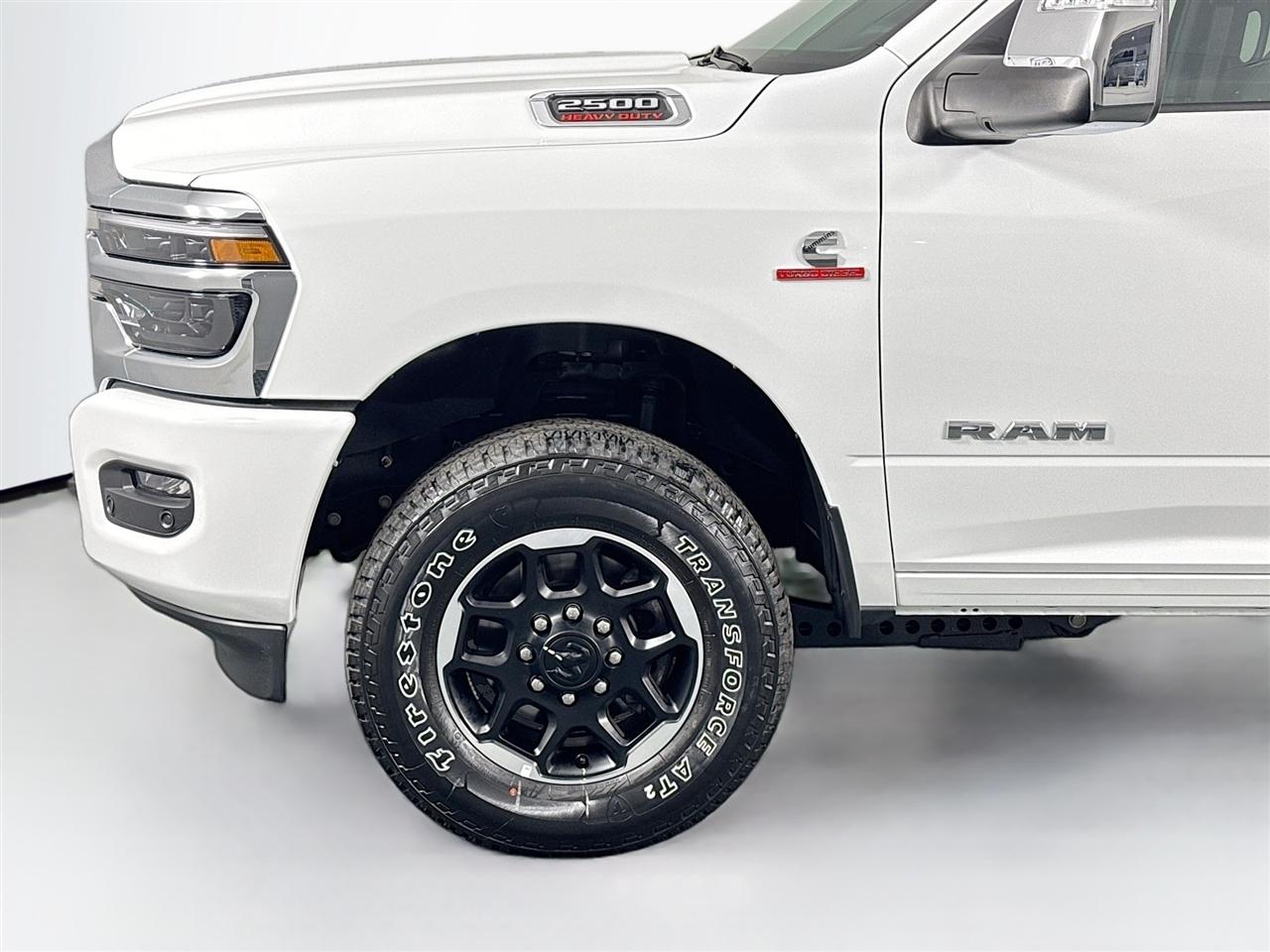 RAM 2500 Laramie 4x4 Crew Cab 6'4" Box 2026