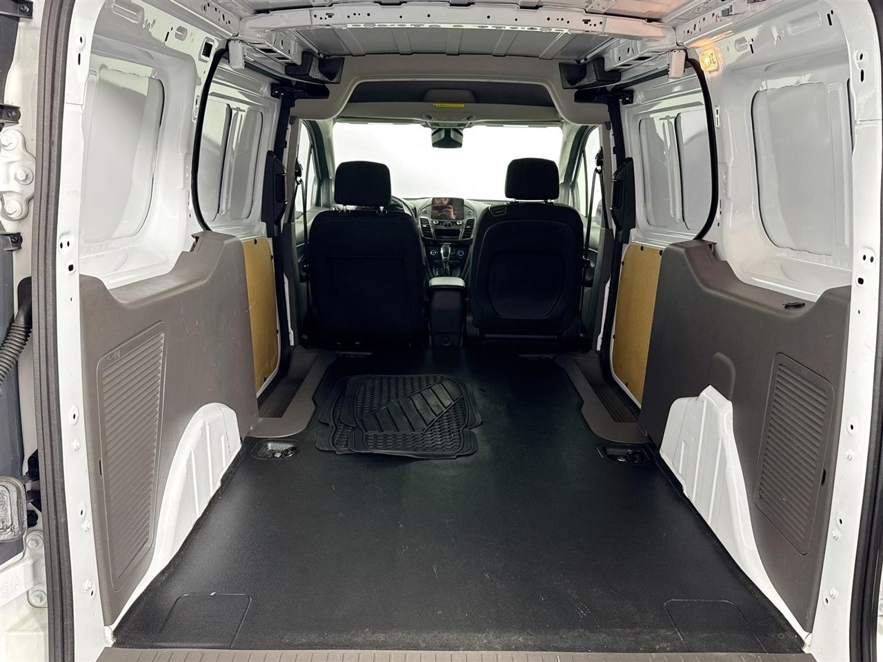 Ford Transit Connect Van XLT LWB w/Rear Symmetrical Doors 2023