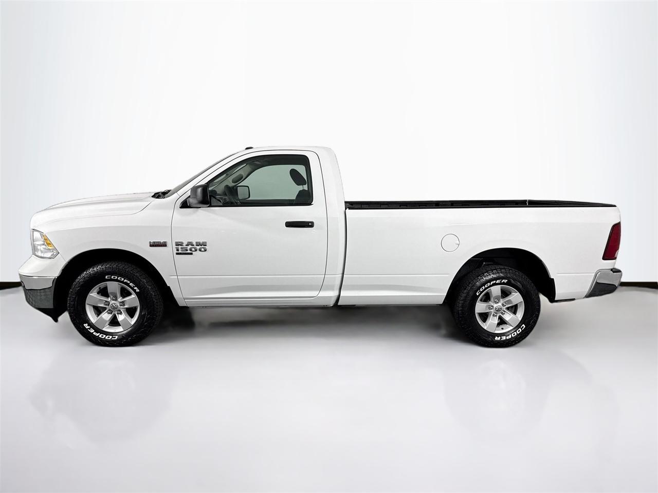 RAM 1500 Classic SLT 4x4 Reg Cab 8' Box 2022