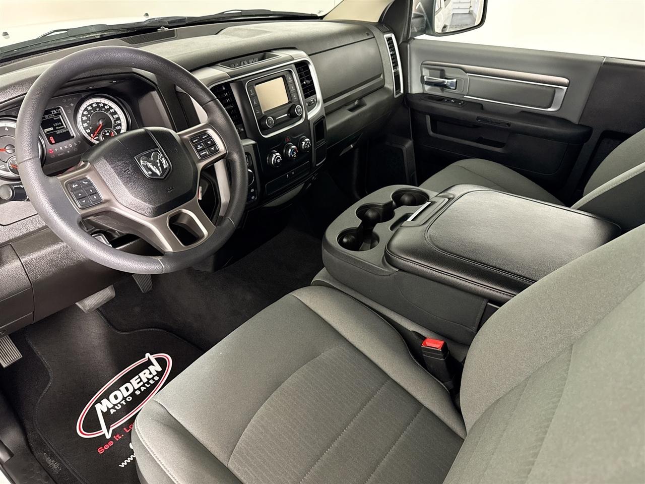 RAM 1500 Classic SLT 4x4 Reg Cab 8' Box 2022