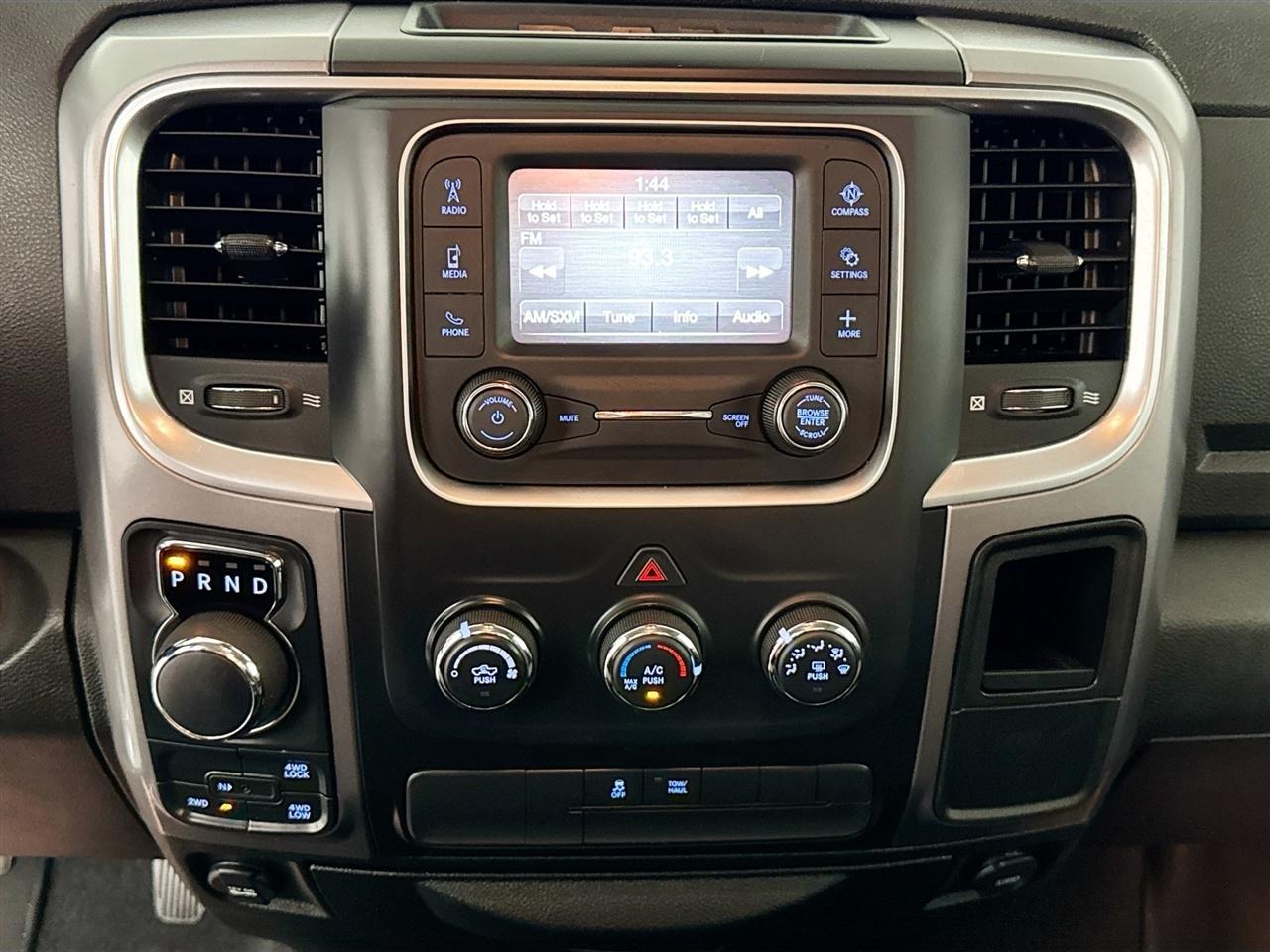 RAM 1500 Classic SLT 4x4 Reg Cab 8' Box 2022