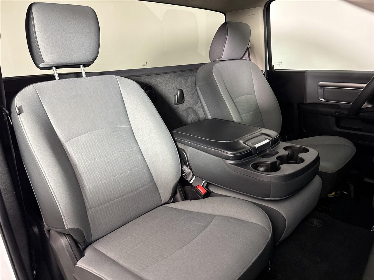 RAM 1500 Classic SLT 4x4 Reg Cab 8' Box 2022