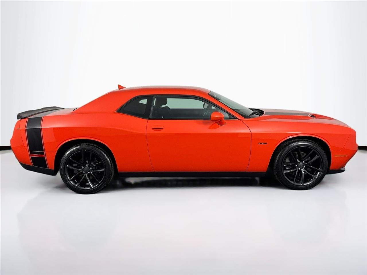 Dodge Challenger R/T Coupe 2017