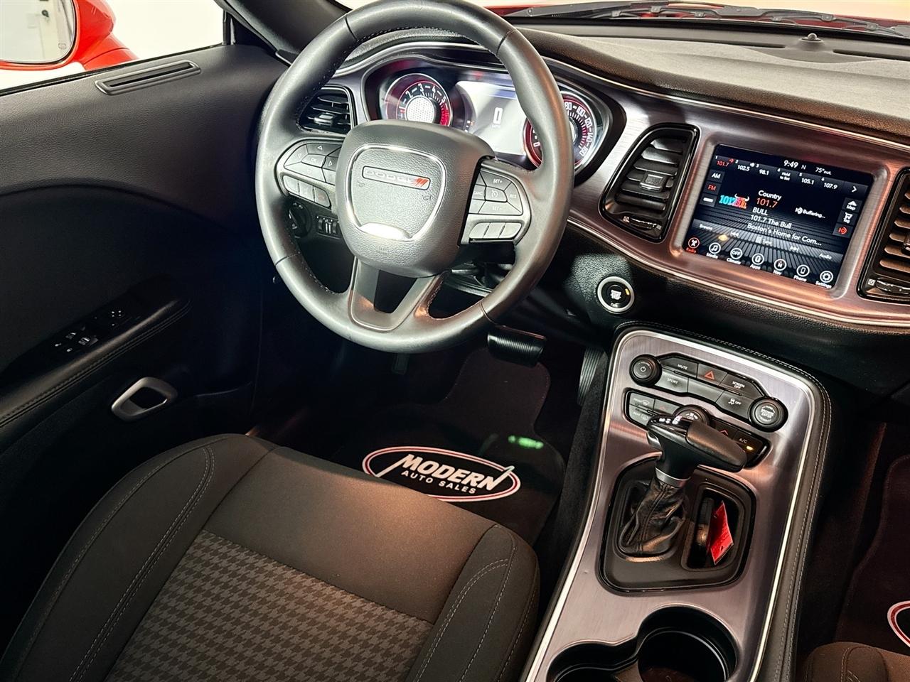 Dodge Challenger R/T Coupe 2017