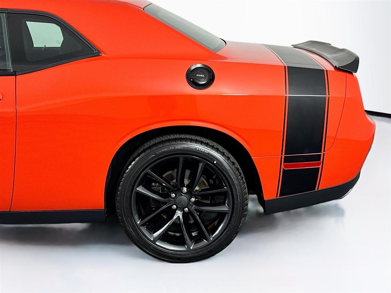Dodge Challenger R/T Coupe 2017