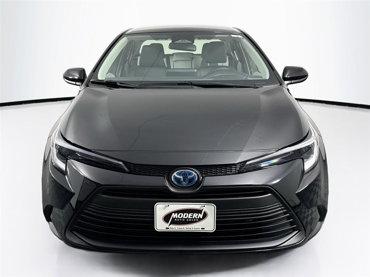 Toyota Corolla Hybrid LE AWD (Natl) 2025
