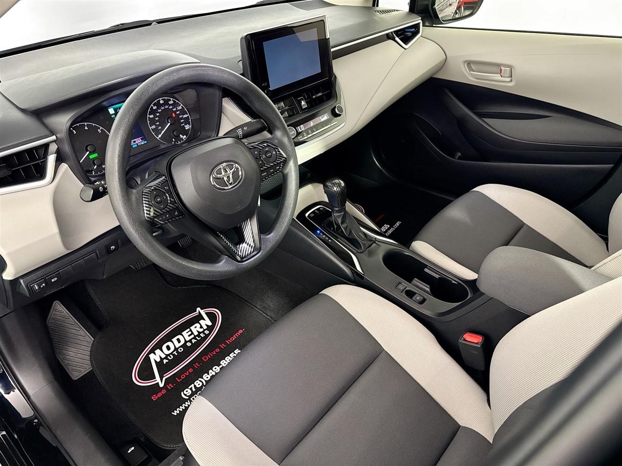 Toyota Corolla Hybrid LE AWD (Natl) 2025