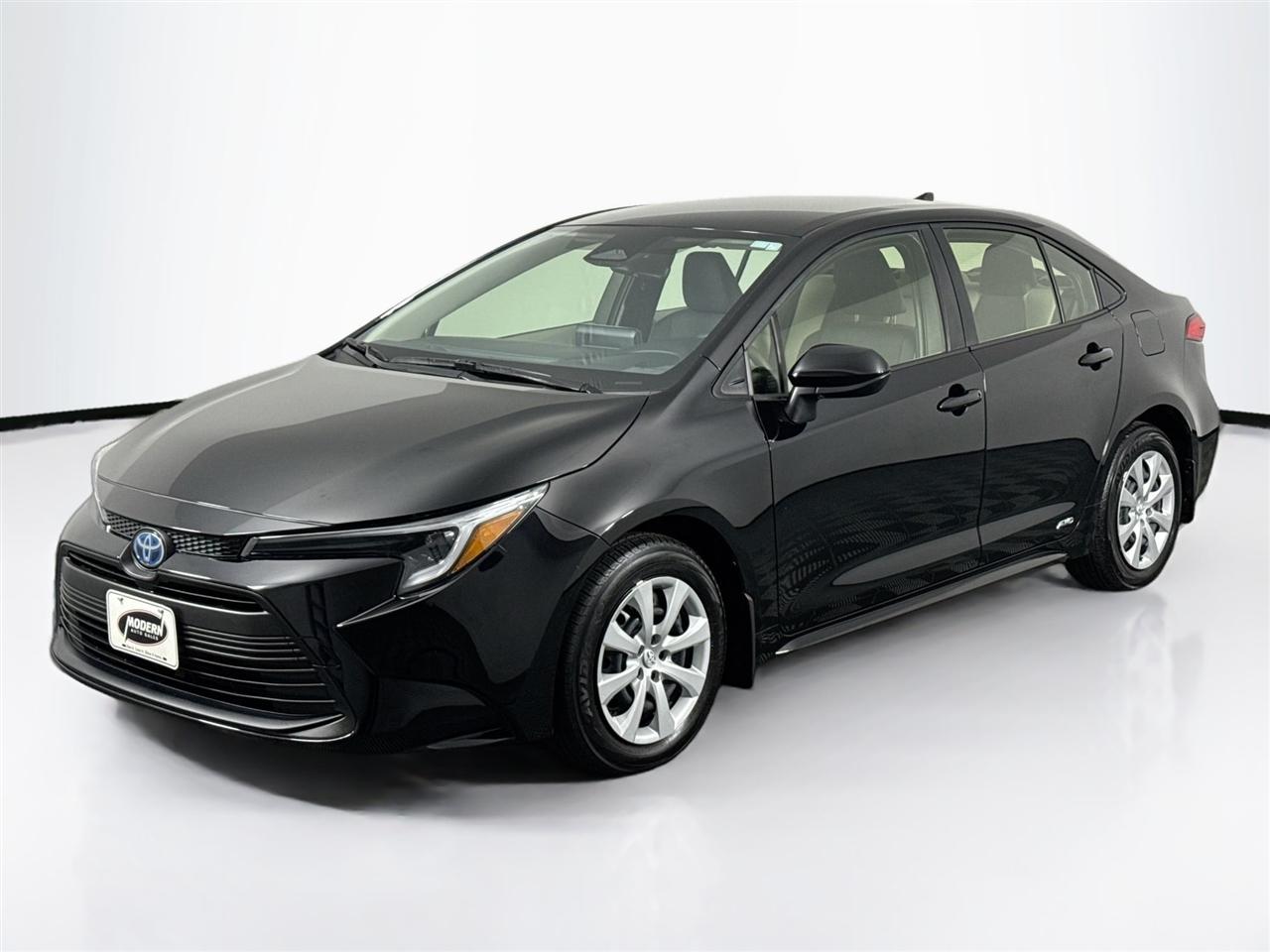 Toyota Corolla Hybrid LE AWD (Natl) 2025