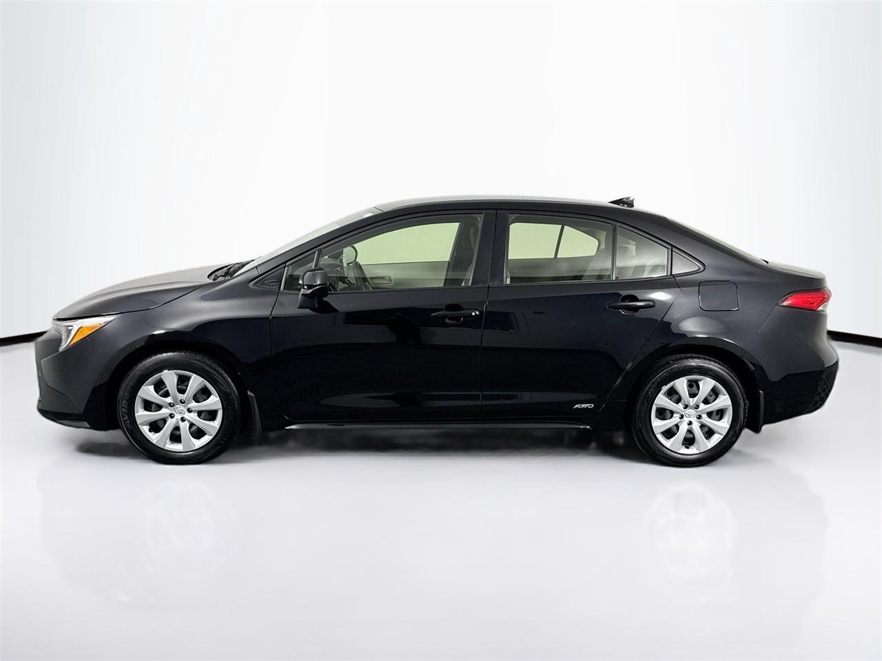 Toyota Corolla Hybrid LE AWD (Natl) 2025