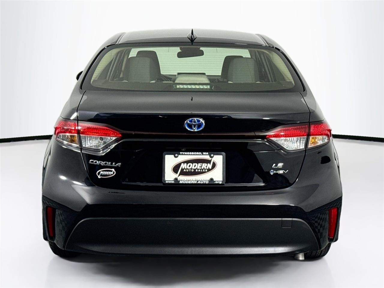 Toyota Corolla Hybrid LE AWD (Natl) 2025