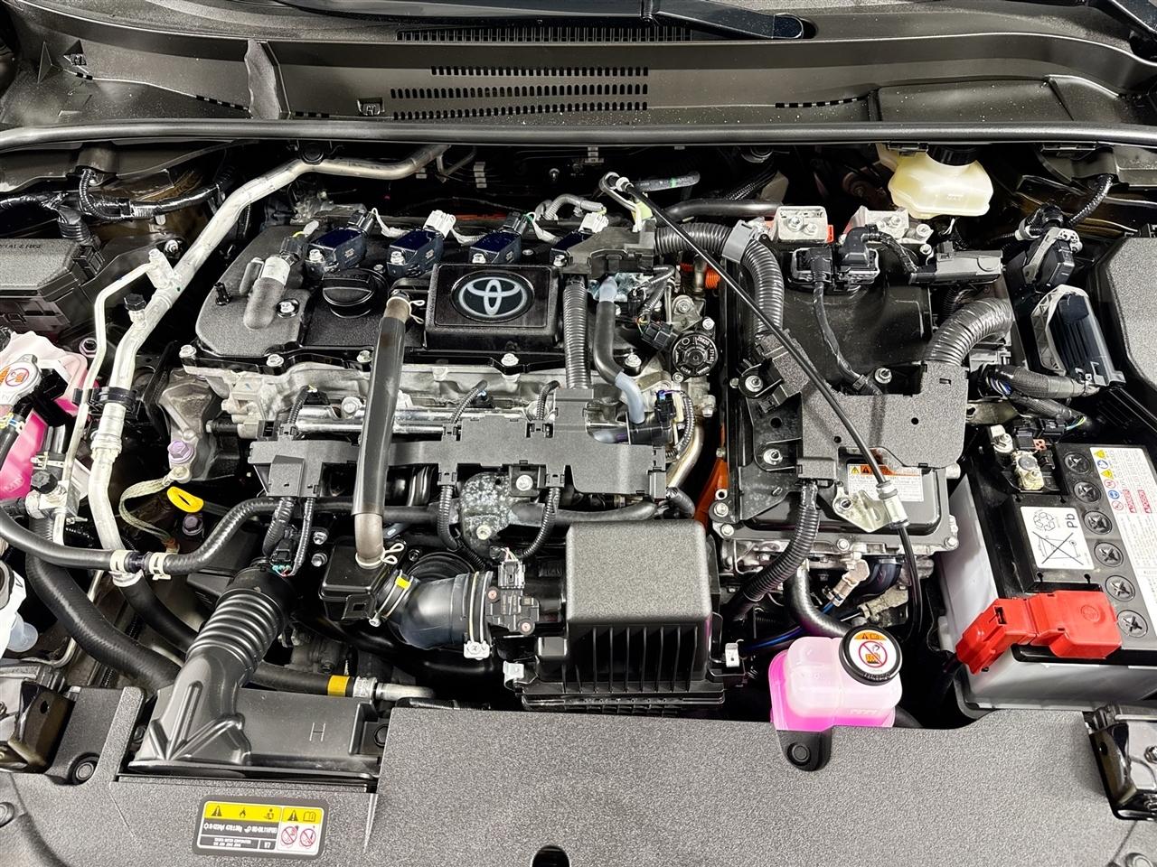Toyota Corolla Hybrid LE AWD (Natl) 2025
