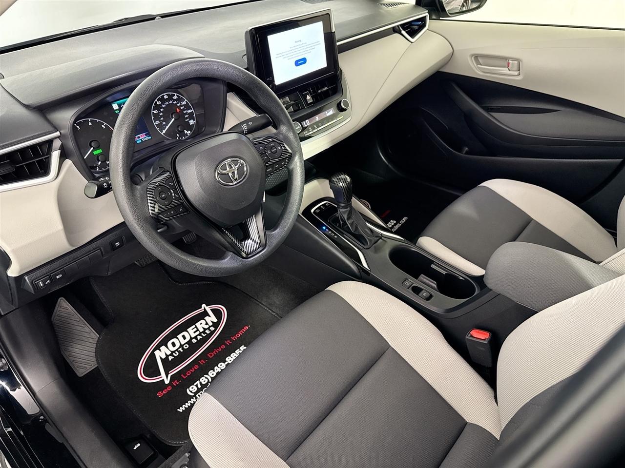 Toyota Corolla Hybrid LE AWD (Natl) 2025