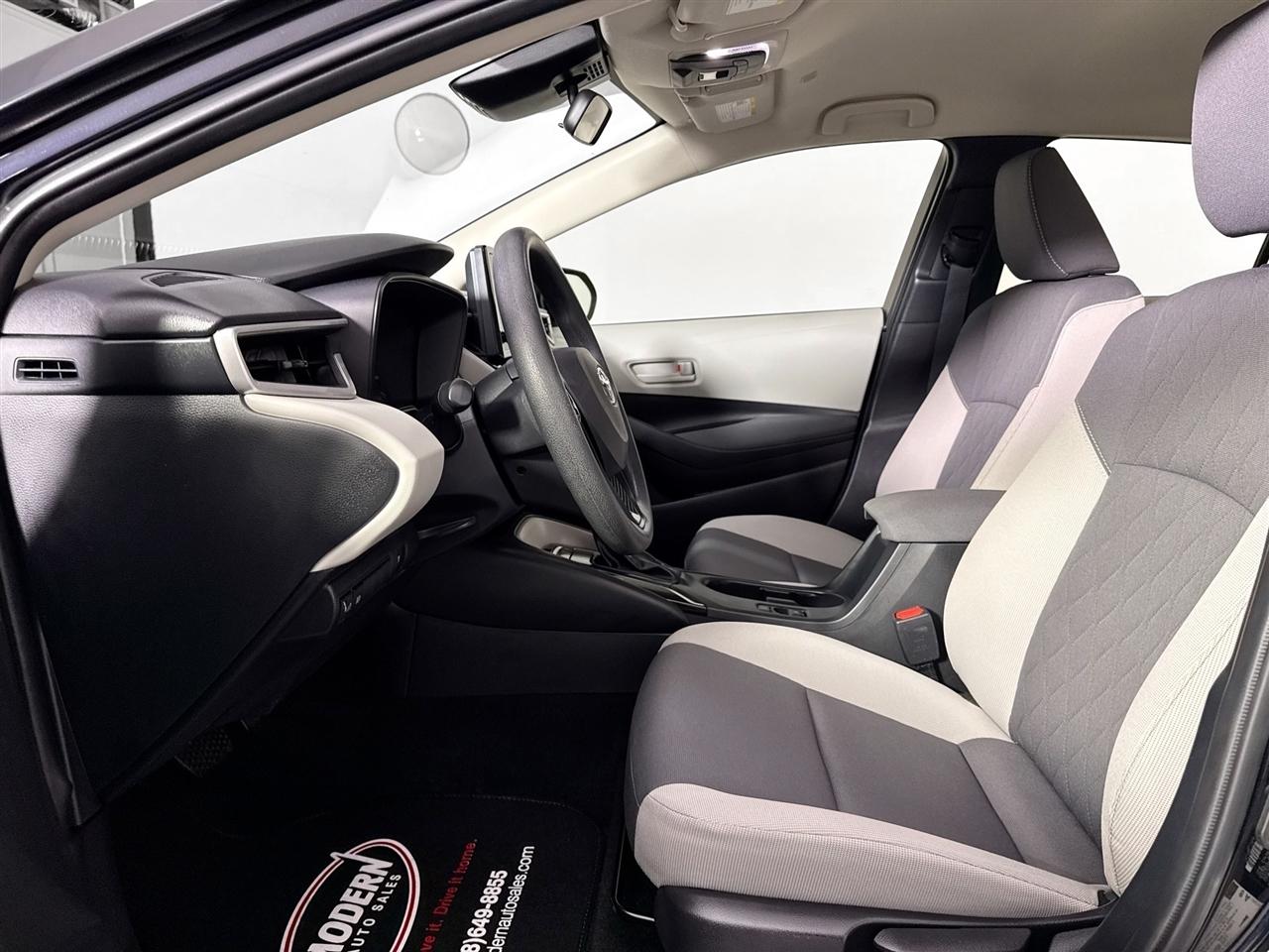 Toyota Corolla Hybrid LE AWD (Natl) 2025