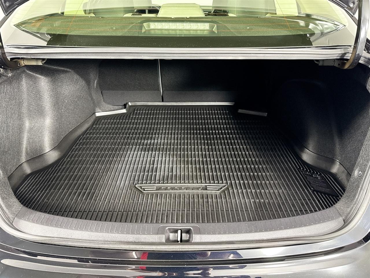 Toyota Corolla Hybrid LE AWD (Natl) 2025