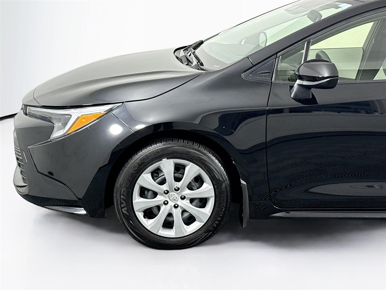 Toyota Corolla Hybrid LE AWD (Natl) 2025