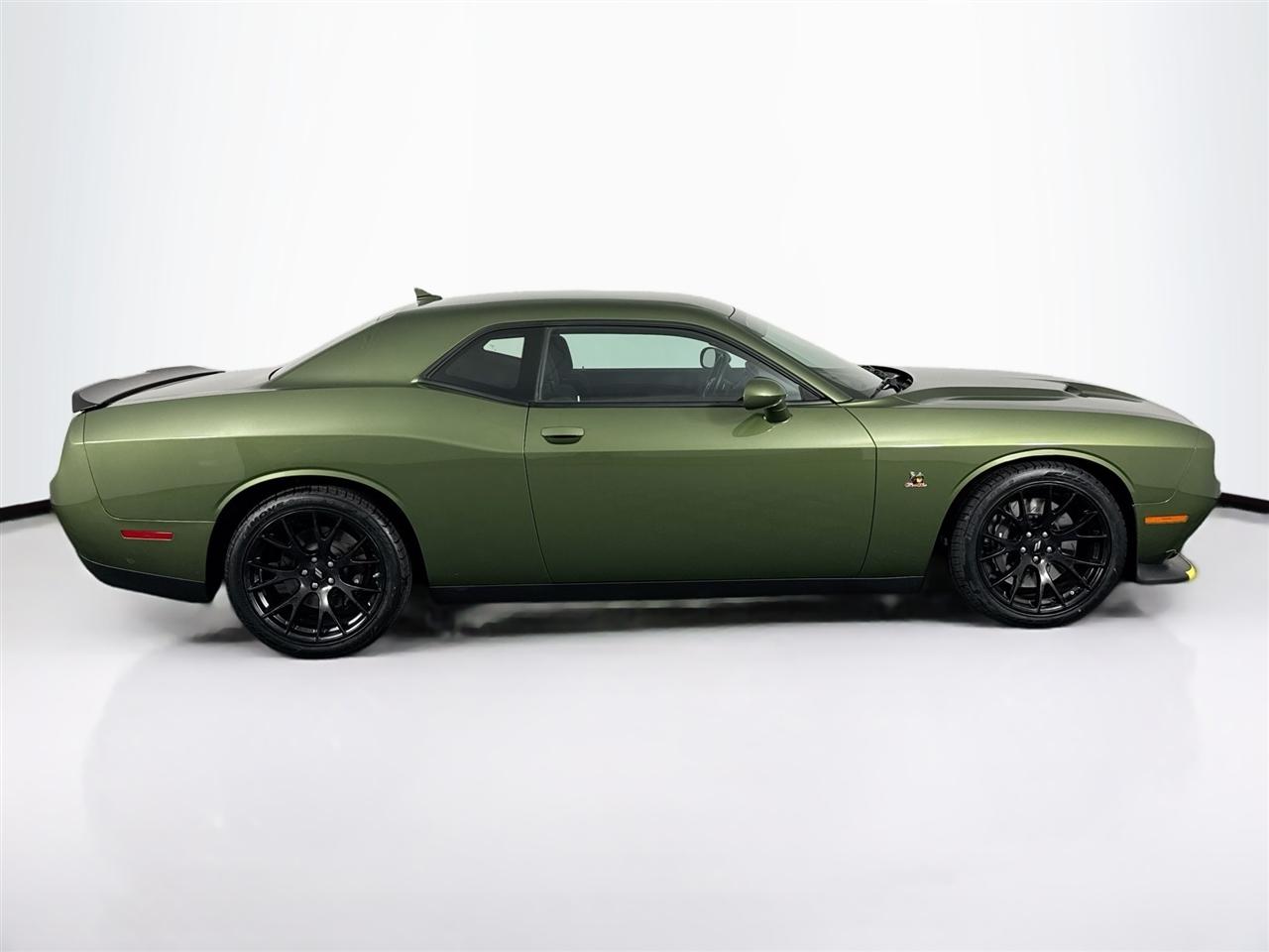 Dodge Challenger R/T Scat Pack RWD 2018