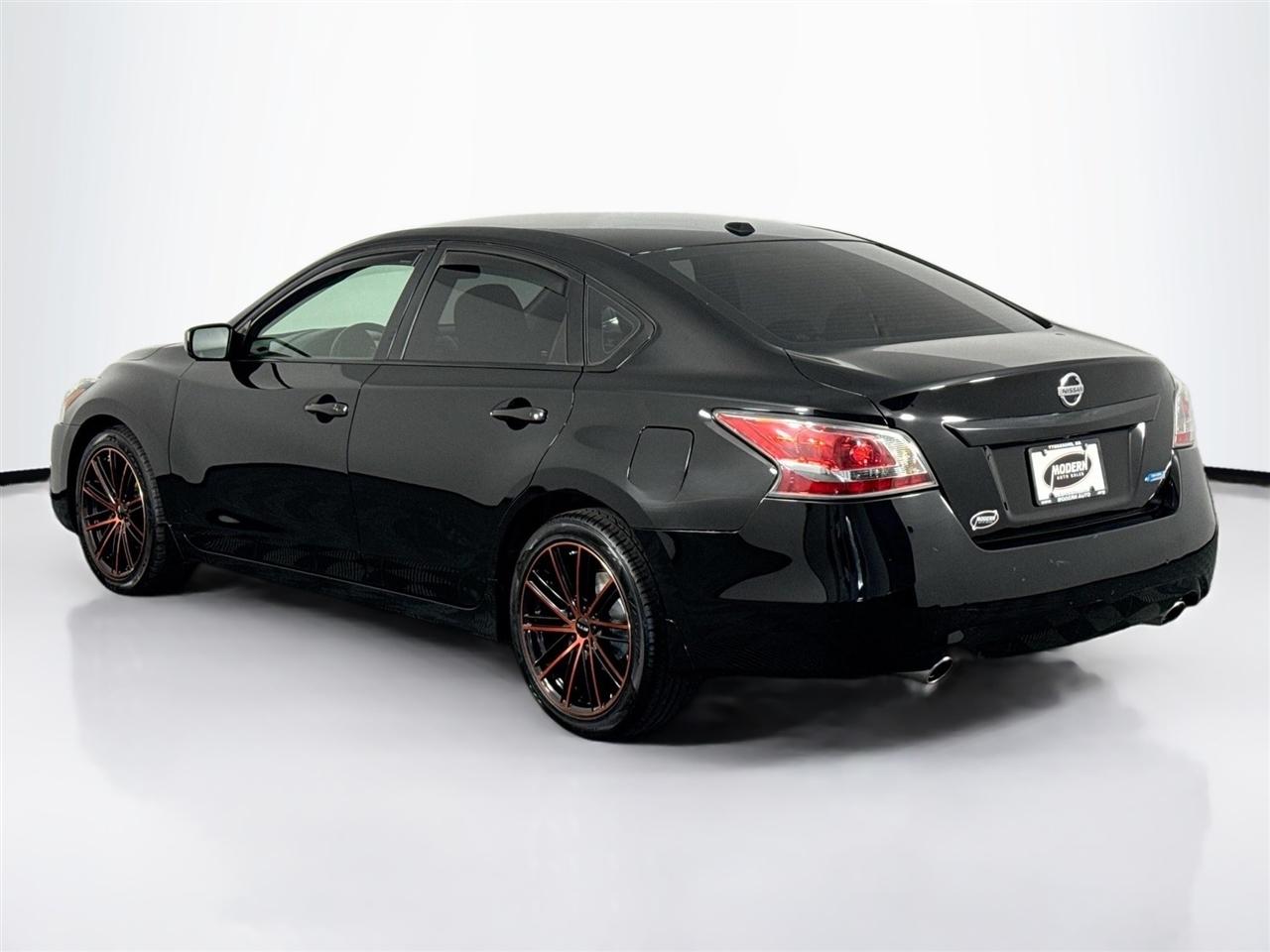 Nissan Altima 4dr Sdn I4 2.5 SV 2014