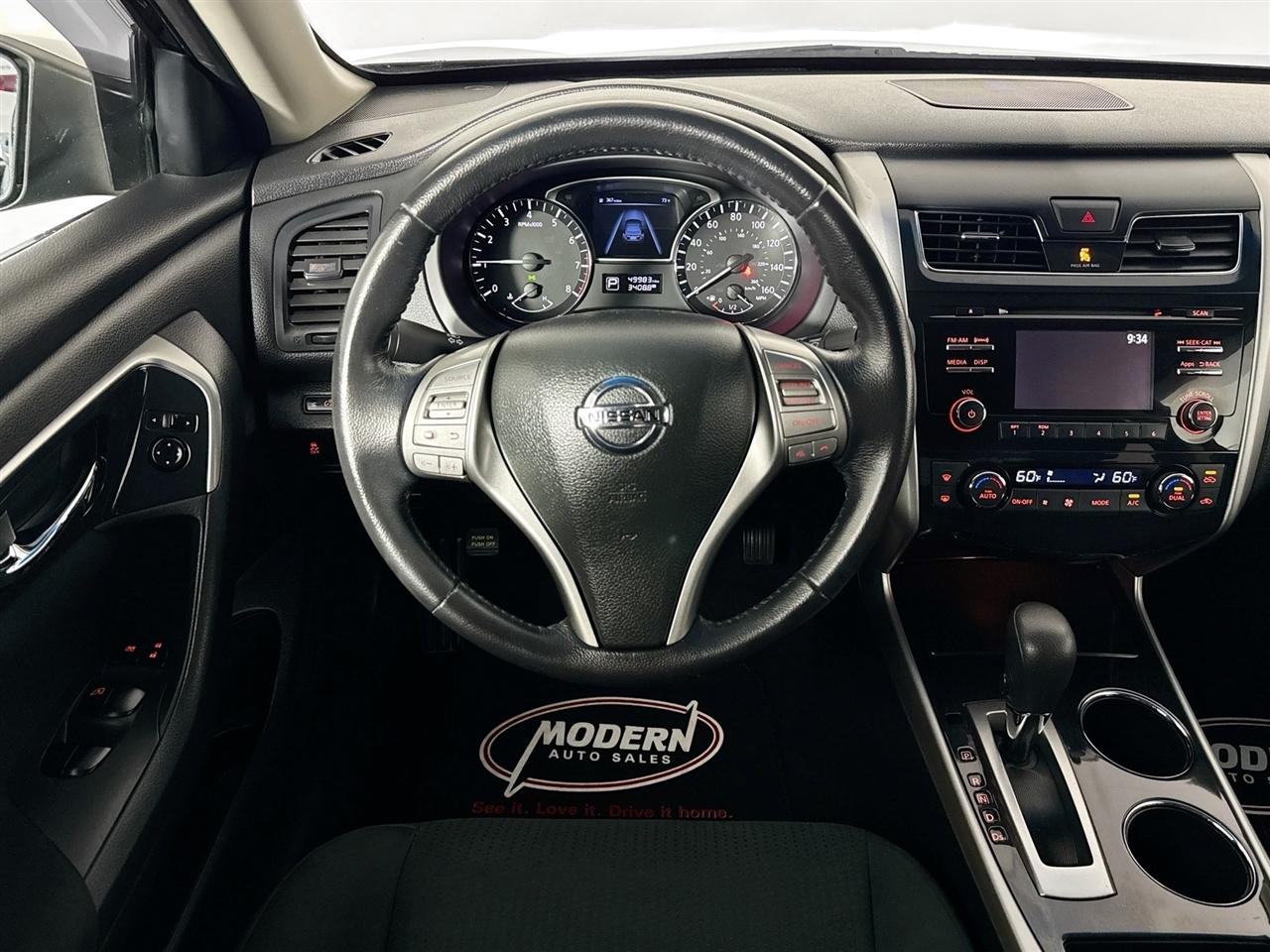 Nissan Altima 4dr Sdn I4 2.5 SV 2014
