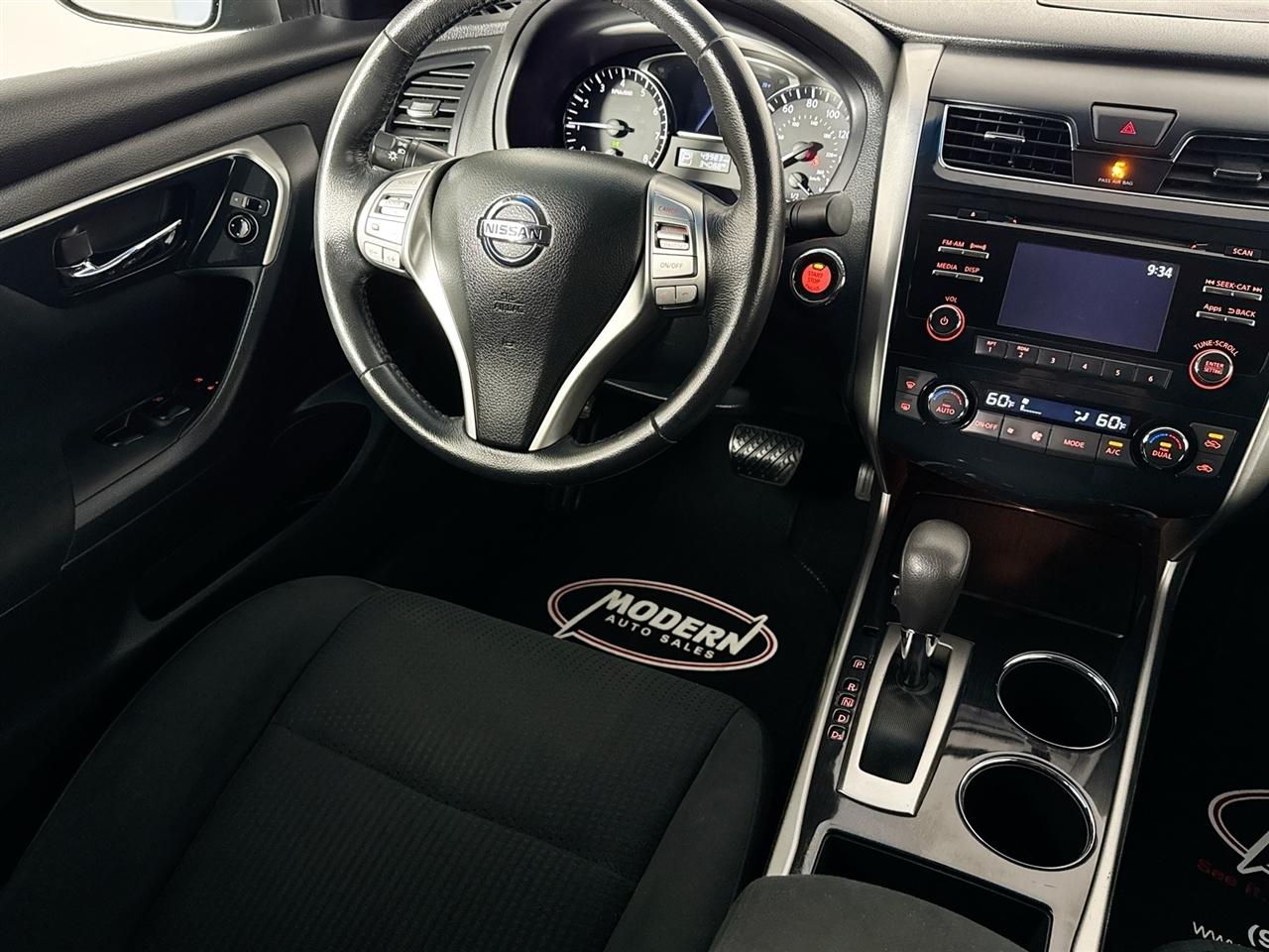 Nissan Altima 4dr Sdn I4 2.5 SV 2014