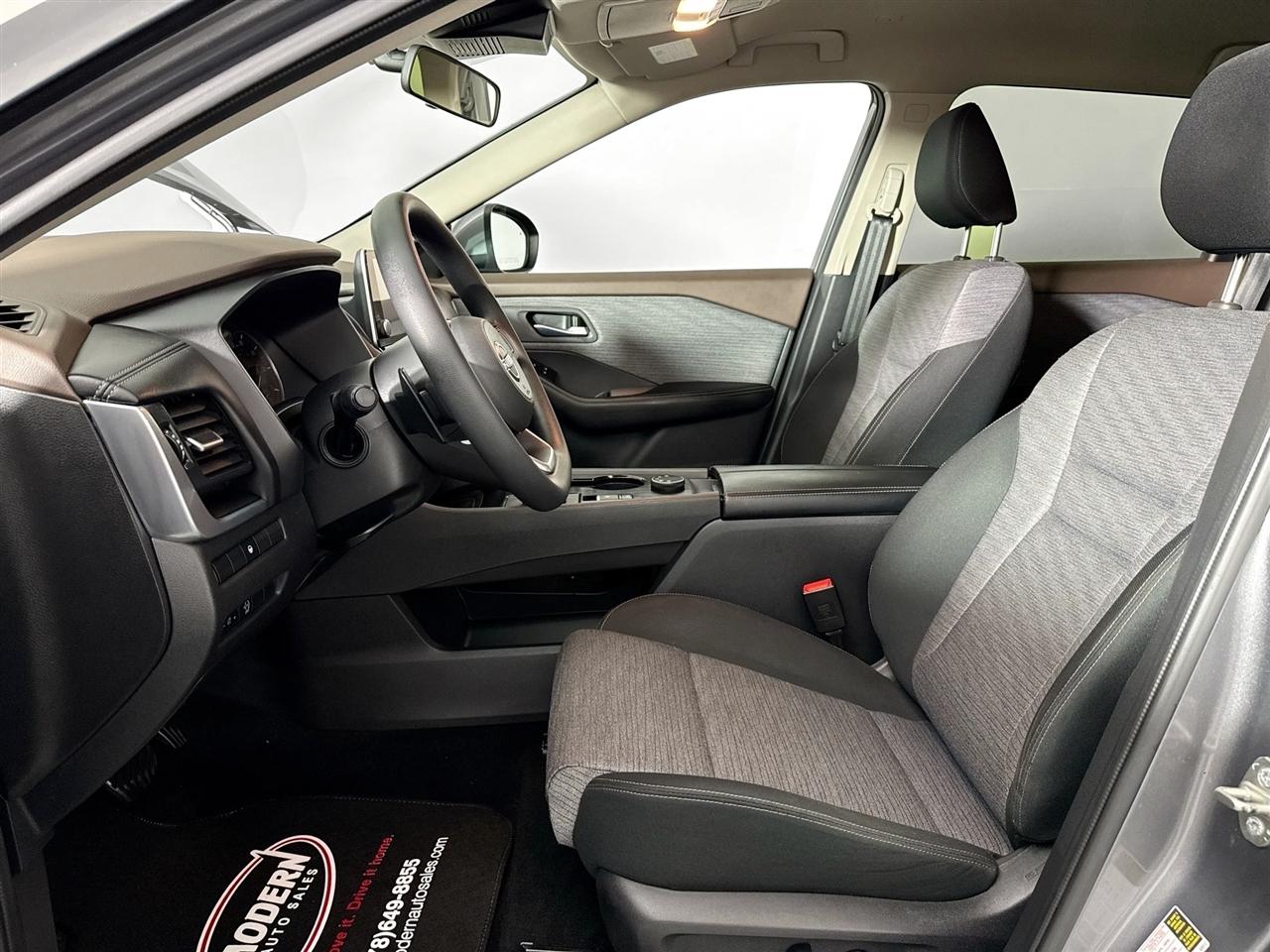 Nissan Rogue AWD SV 2023