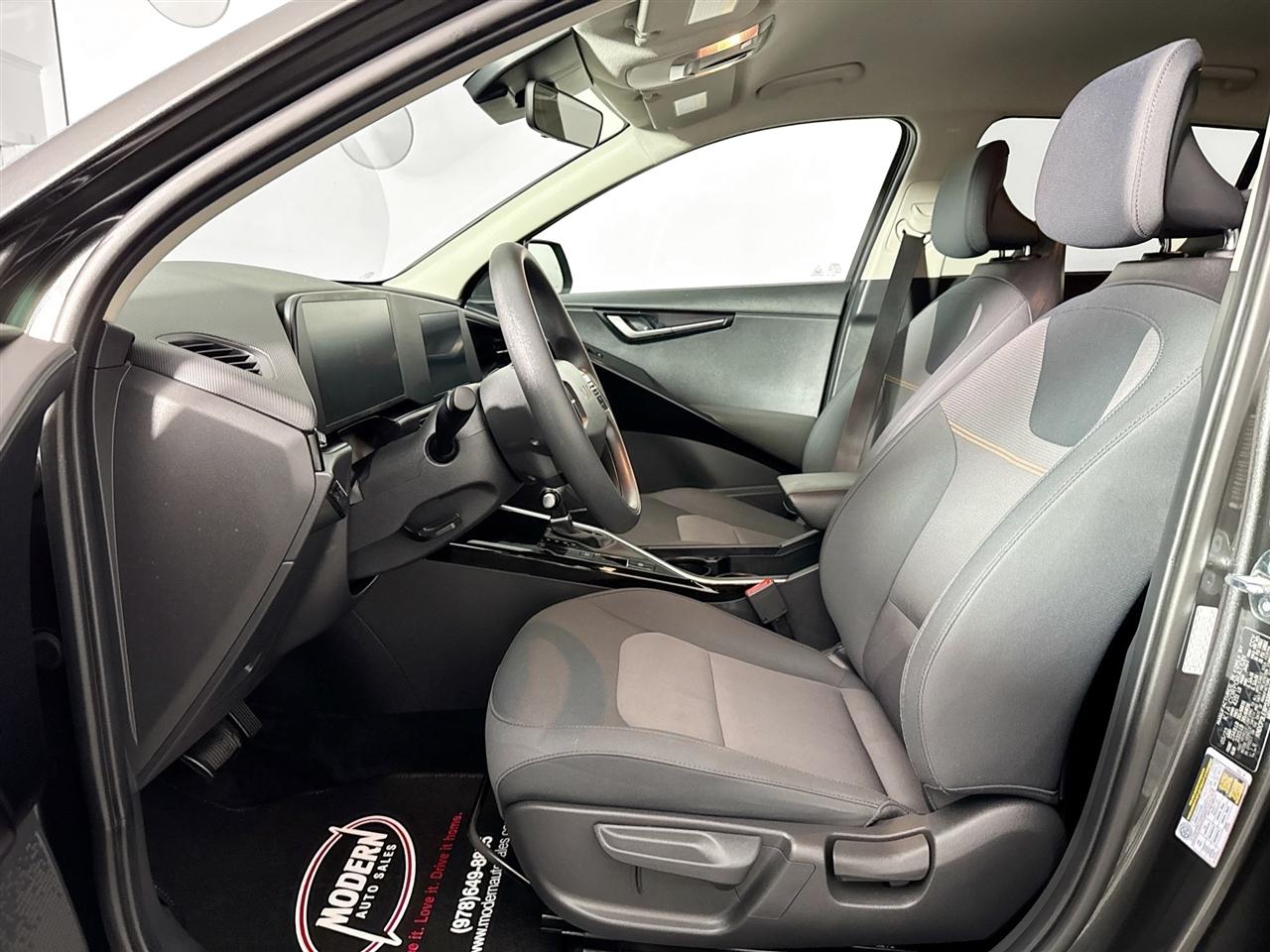Kia Niro LX FWD 2023