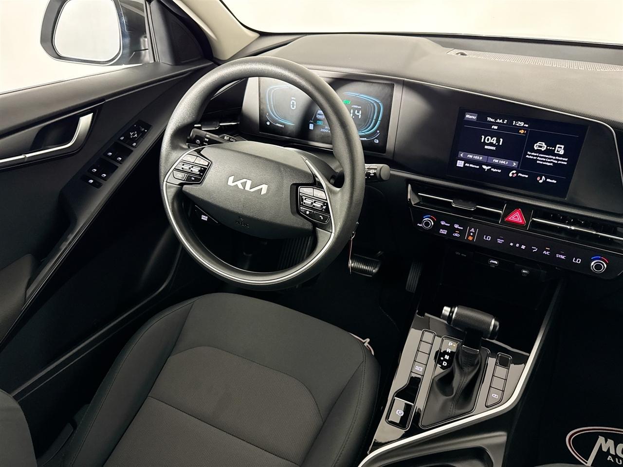 Kia Niro LX FWD 2023