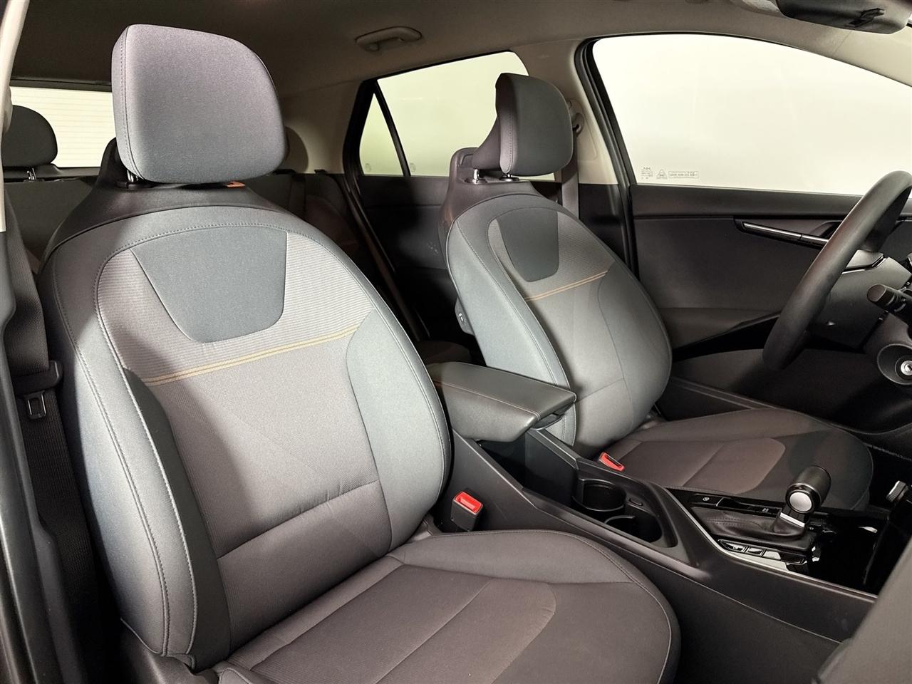 Kia Niro LX FWD 2023
