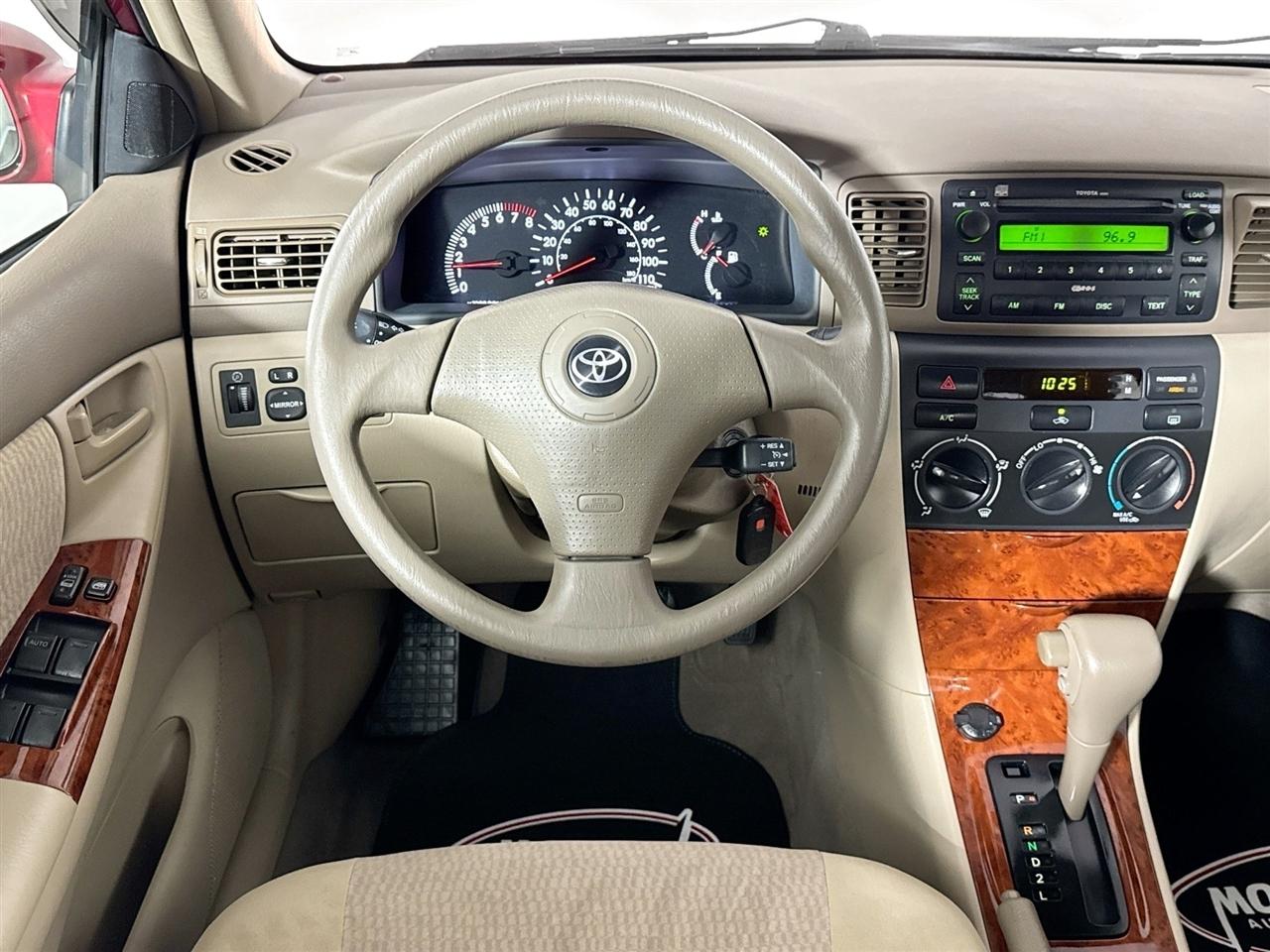 Toyota Corolla 4dr Sdn Auto CE (Natl) 2007