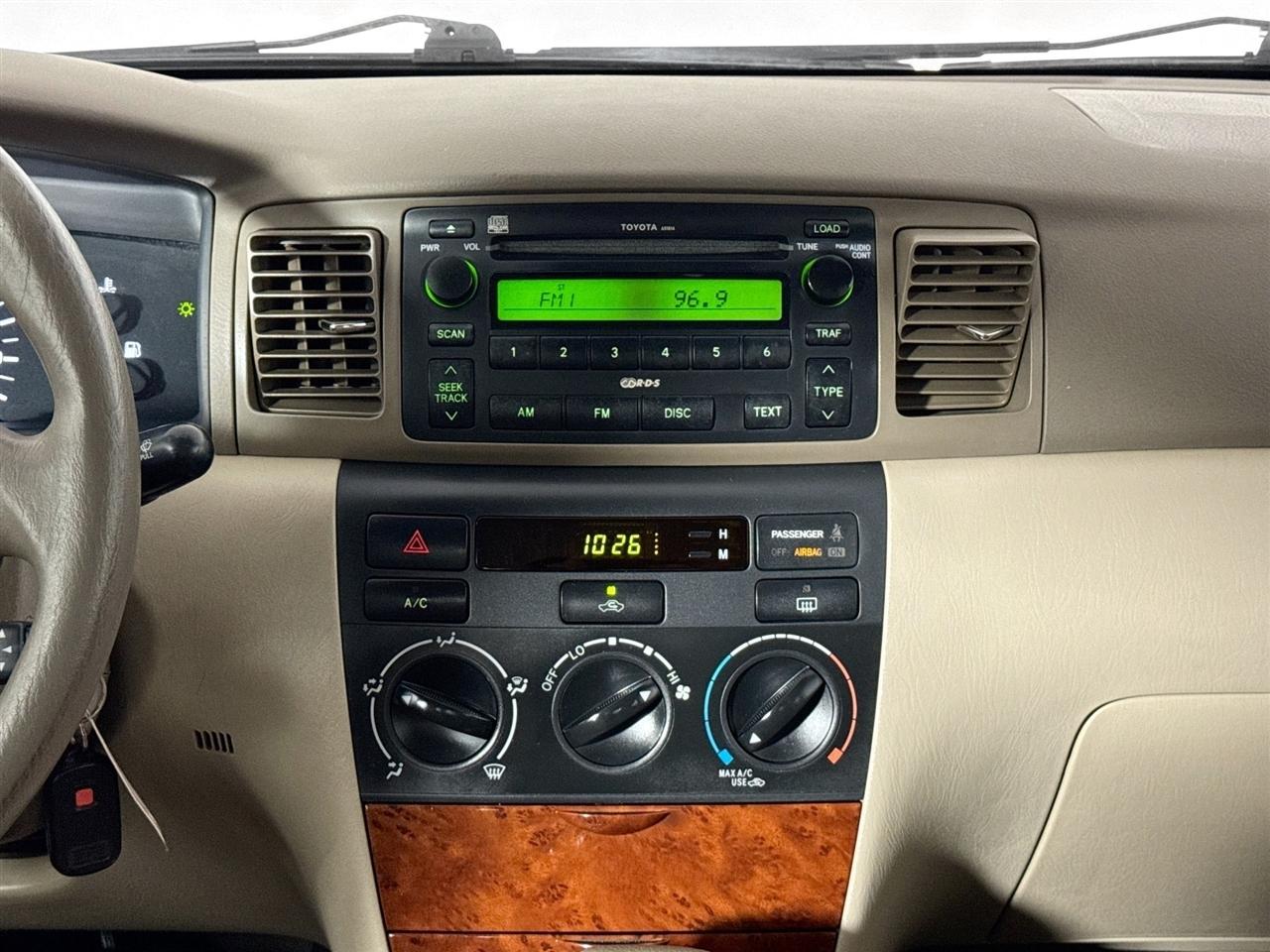 Toyota Corolla 4dr Sdn Auto CE (Natl) 2007