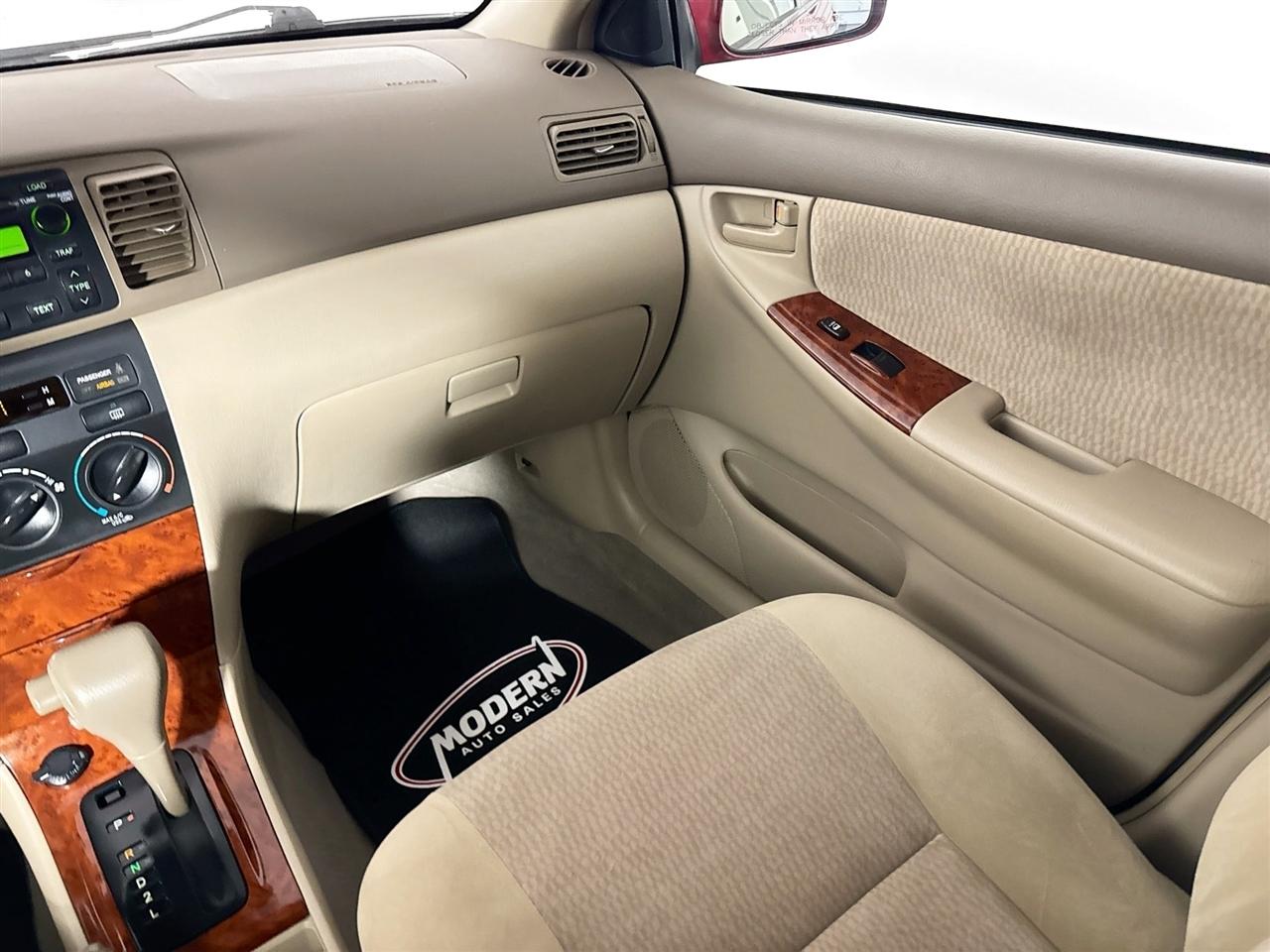 Toyota Corolla 4dr Sdn Auto CE (Natl) 2007