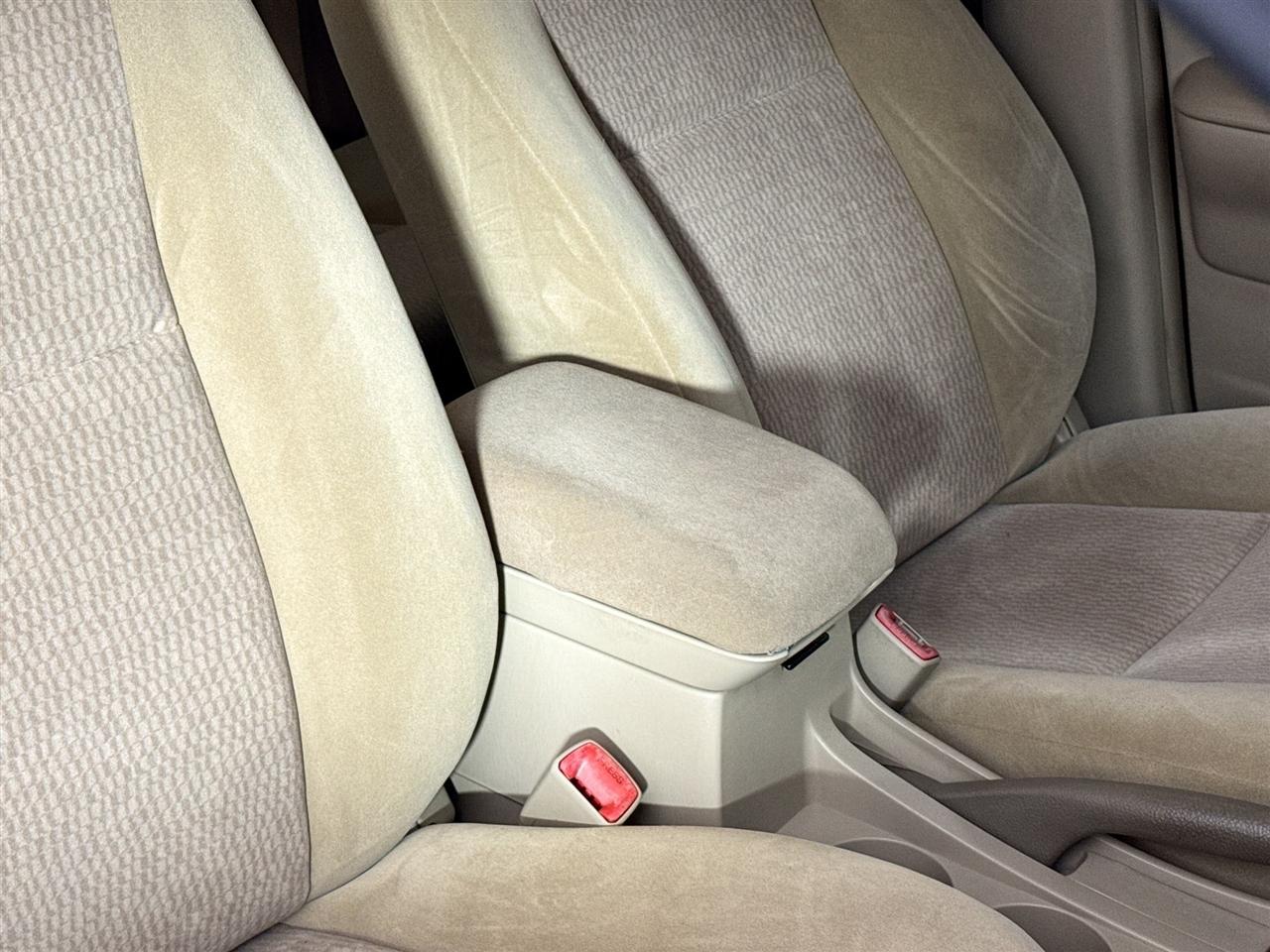 Toyota Corolla 4dr Sdn Auto CE (Natl) 2007