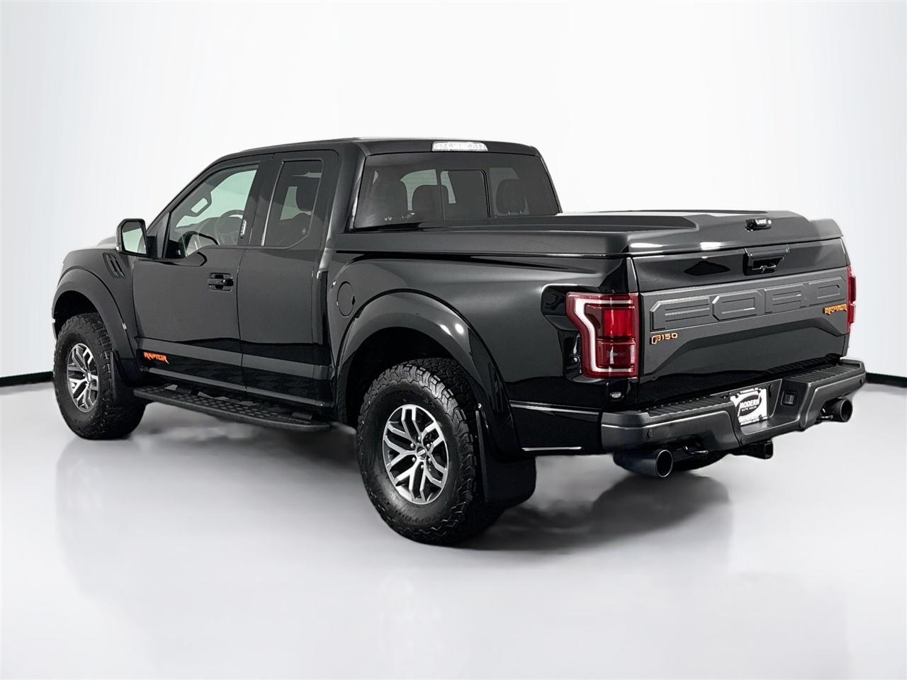 Ford F-150 Raptor 4WD SuperCab 5.5' Box 2017