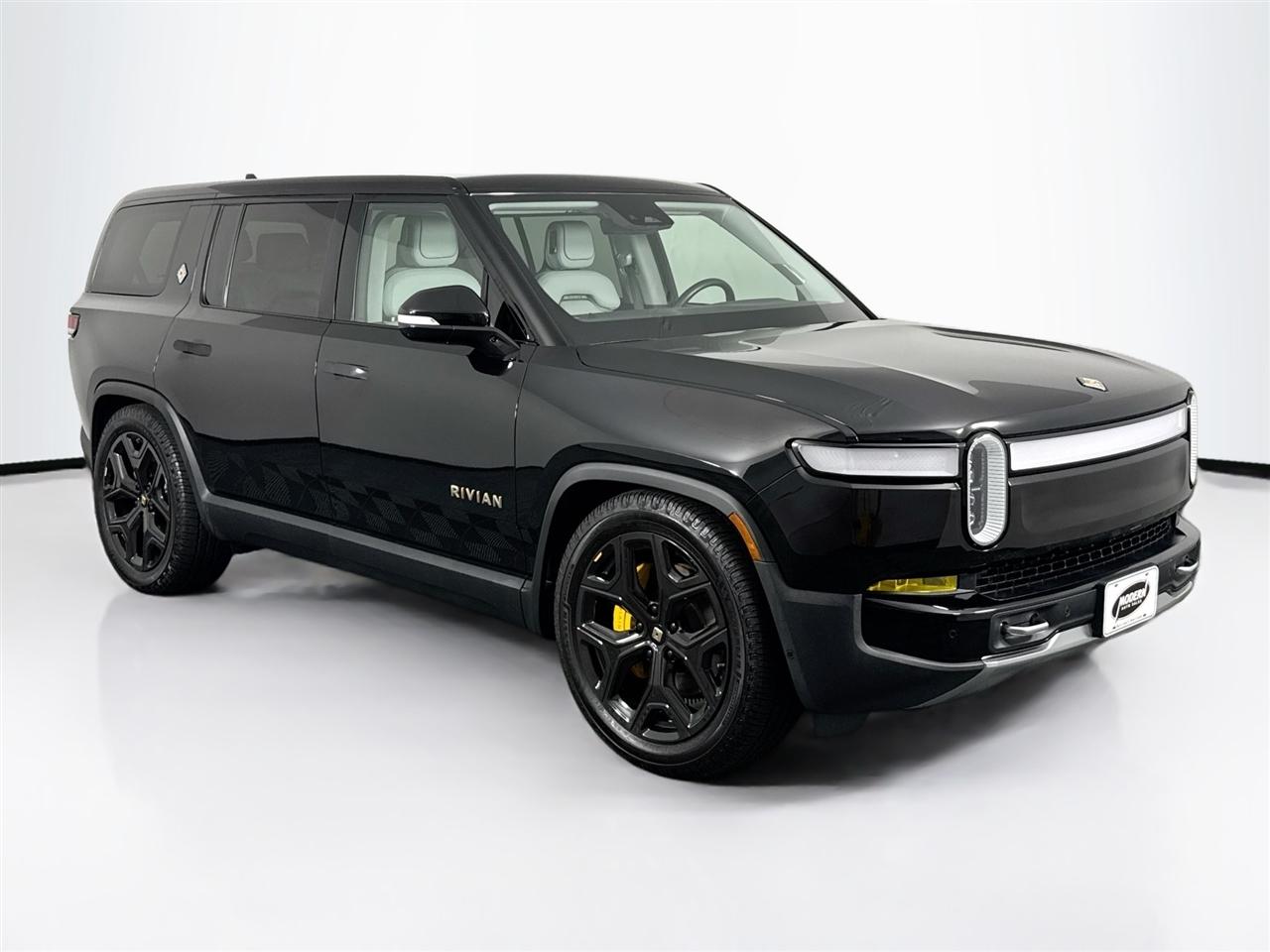 Rivian R1S Adventure Quad-Motor Large Pack 2023
