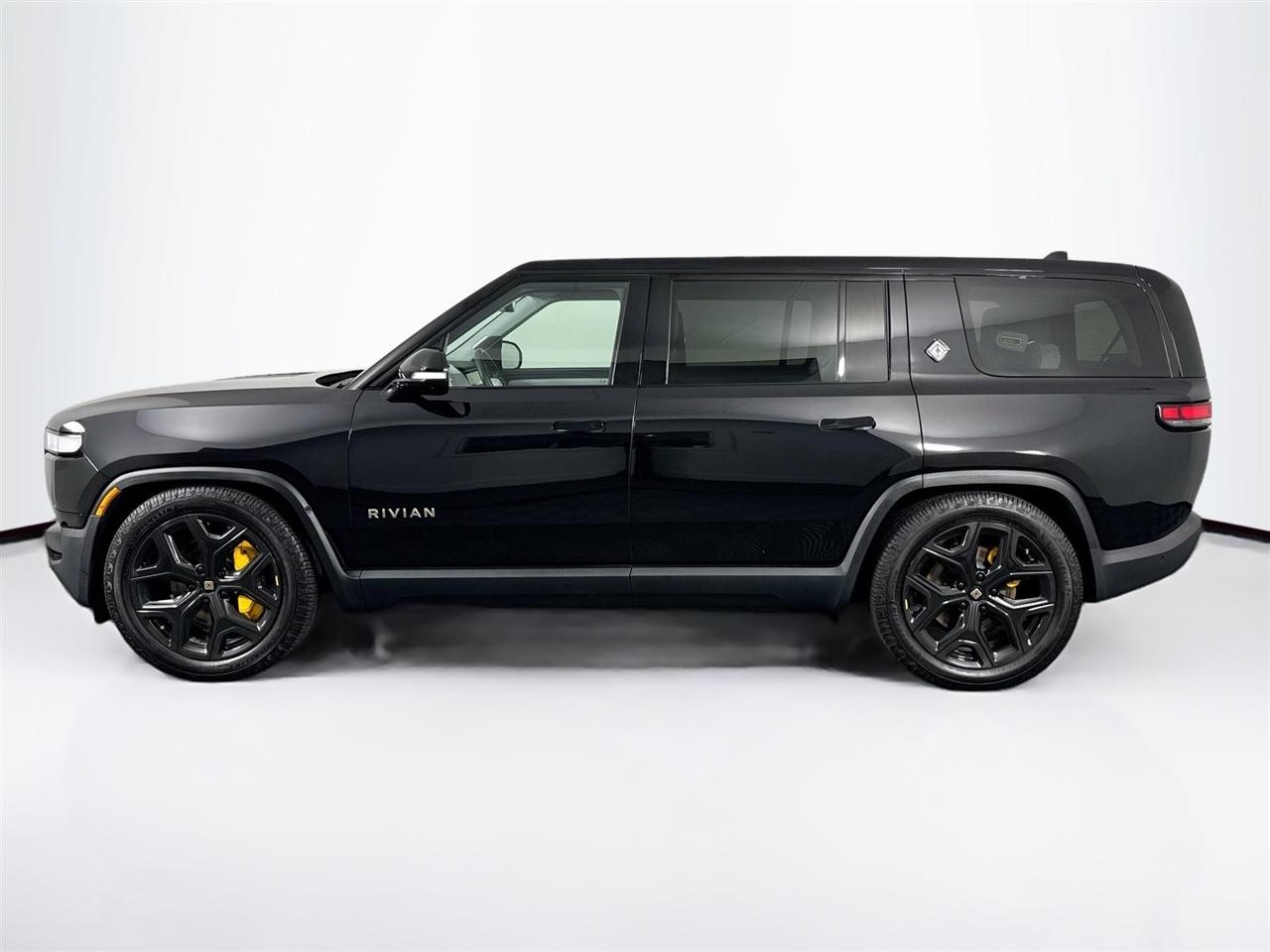Rivian R1S Adventure Quad-Motor Large Pack 2023