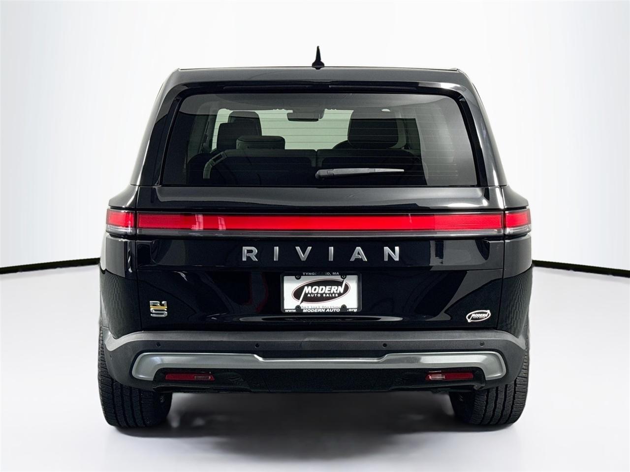 Rivian R1S Adventure Quad-Motor Large Pack 2023
