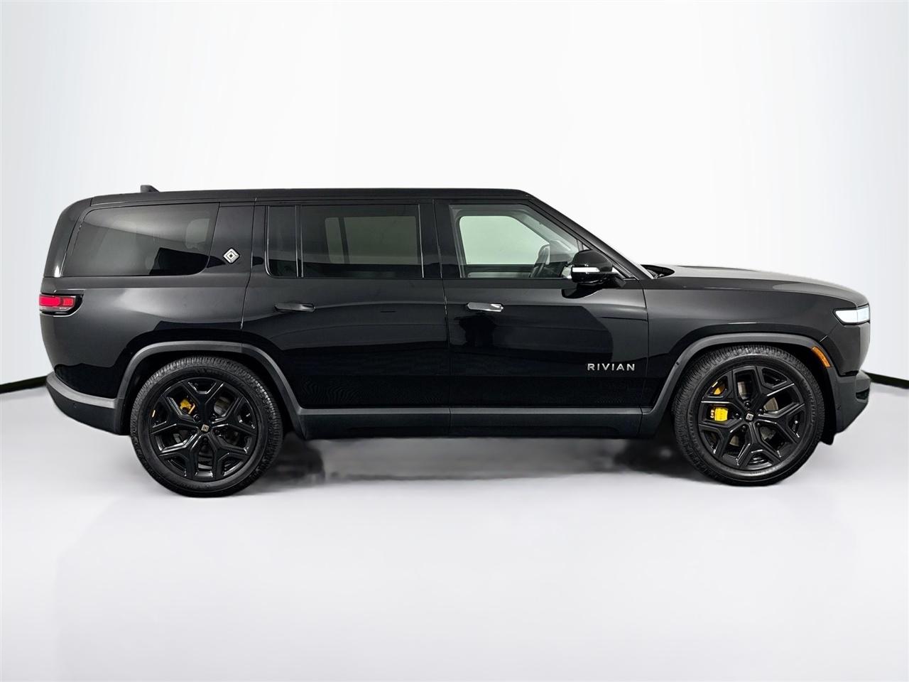 Rivian R1S Adventure Quad-Motor Large Pack 2023