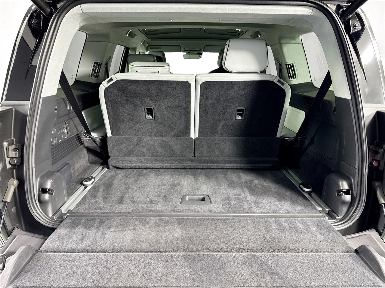 Rivian R1S Adventure Quad-Motor Large Pack 2023
