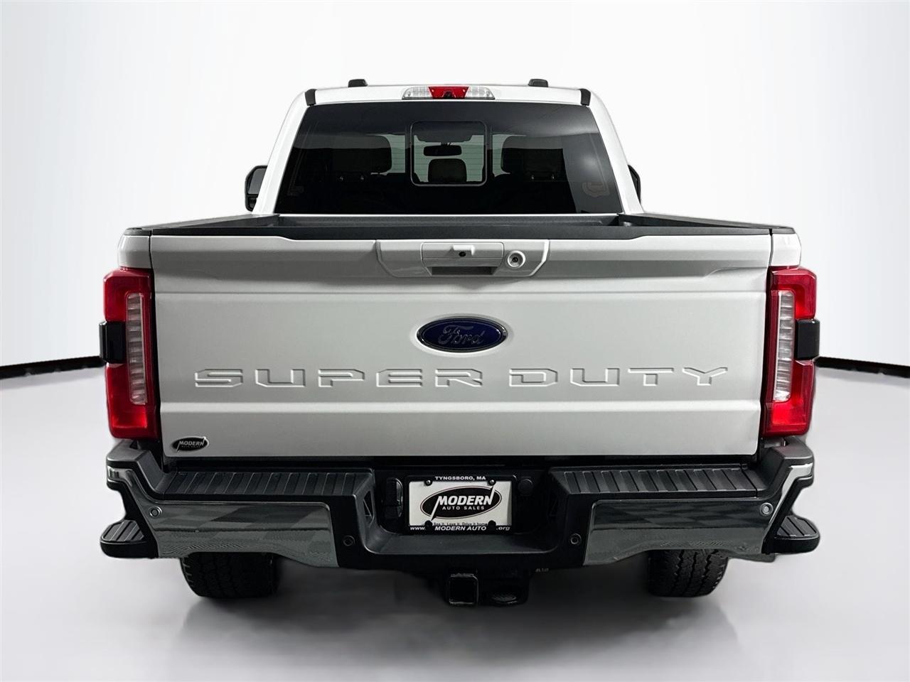 Ford Super Duty F-250 SRW King Ranch 4WD Crew Cab 8' Box 2025
