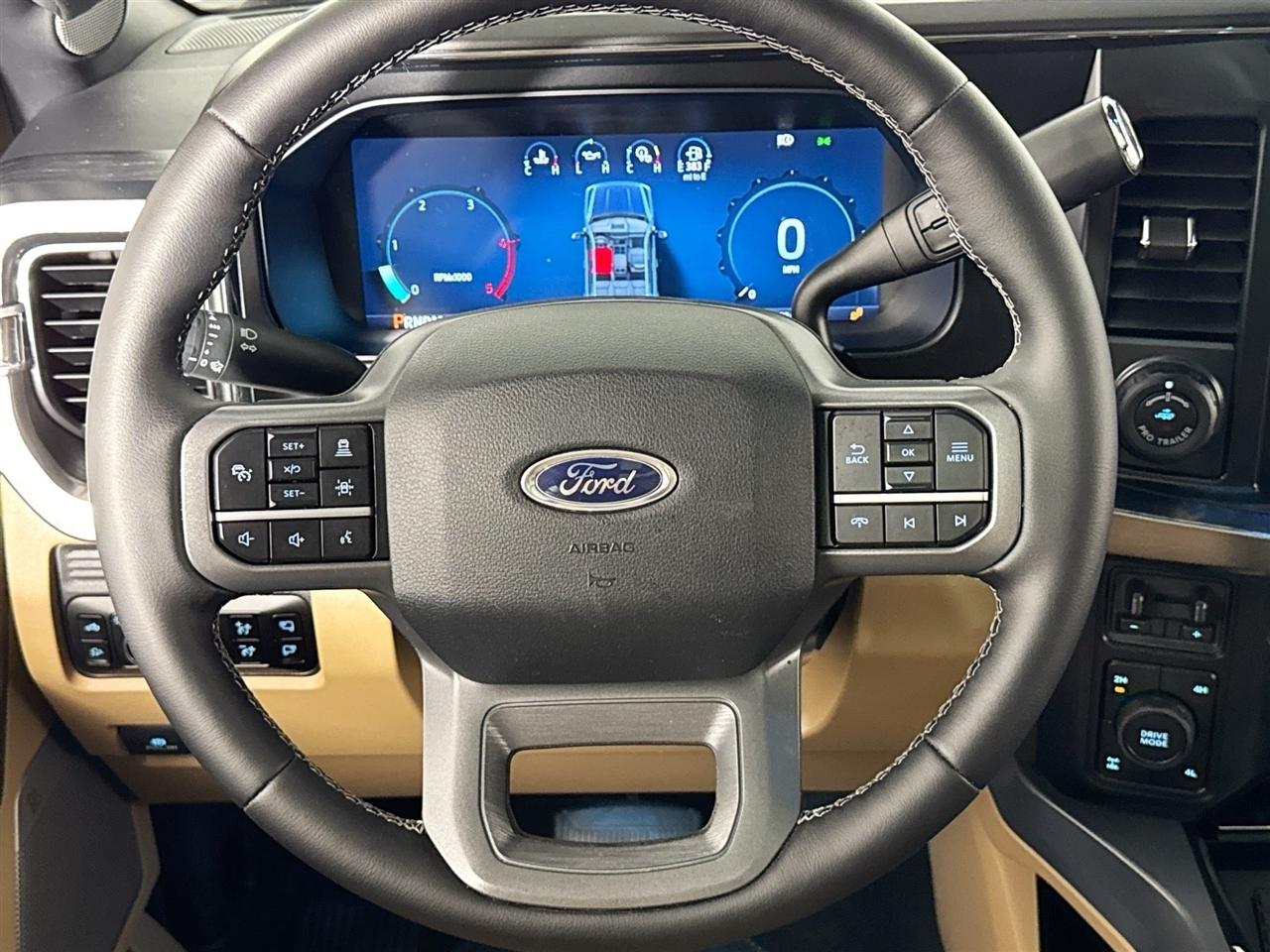 Ford Super Duty F-250 SRW King Ranch 4WD Crew Cab 8' Box 2025