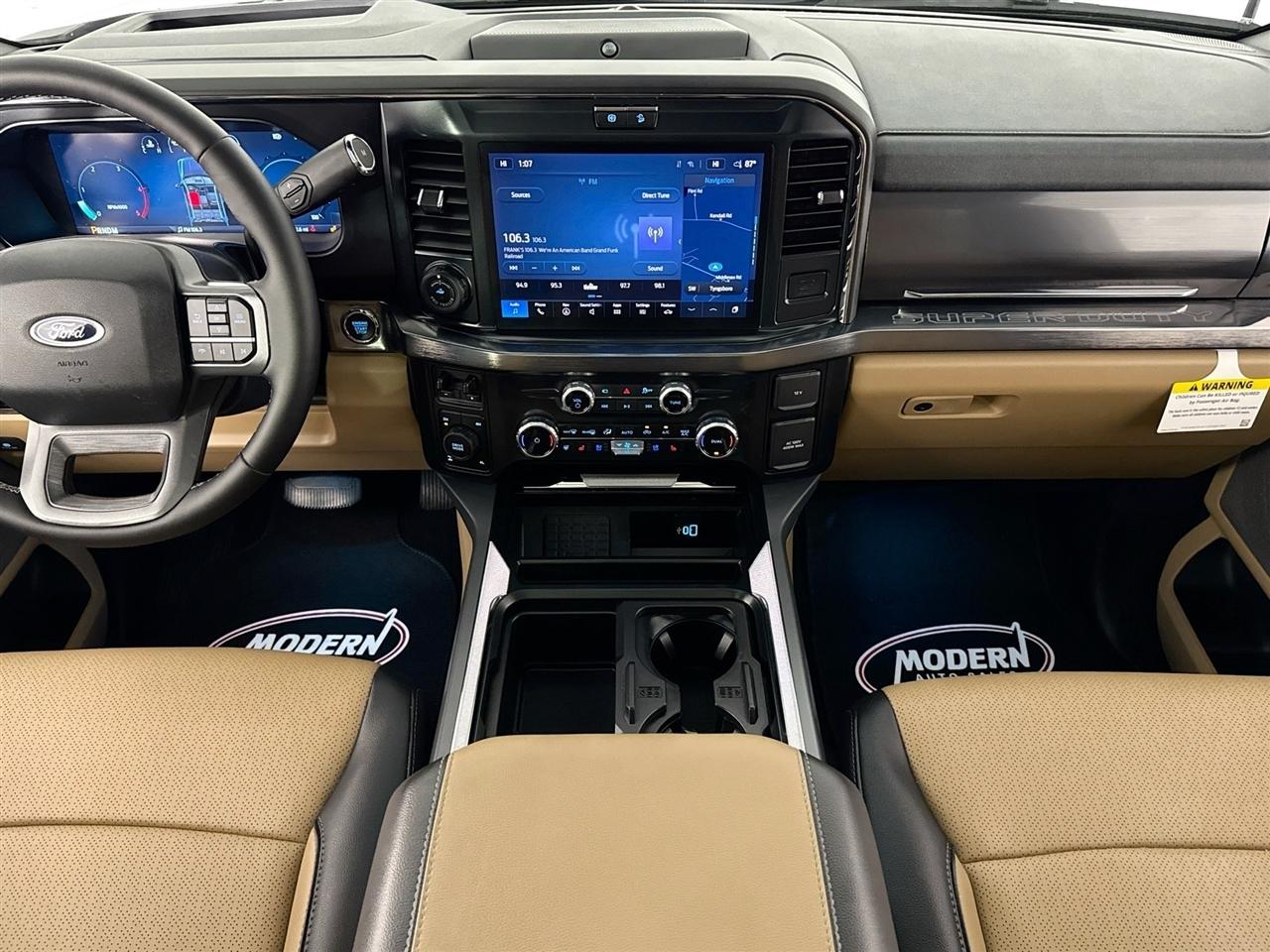 Ford Super Duty F-250 SRW King Ranch 4WD Crew Cab 8' Box 2025