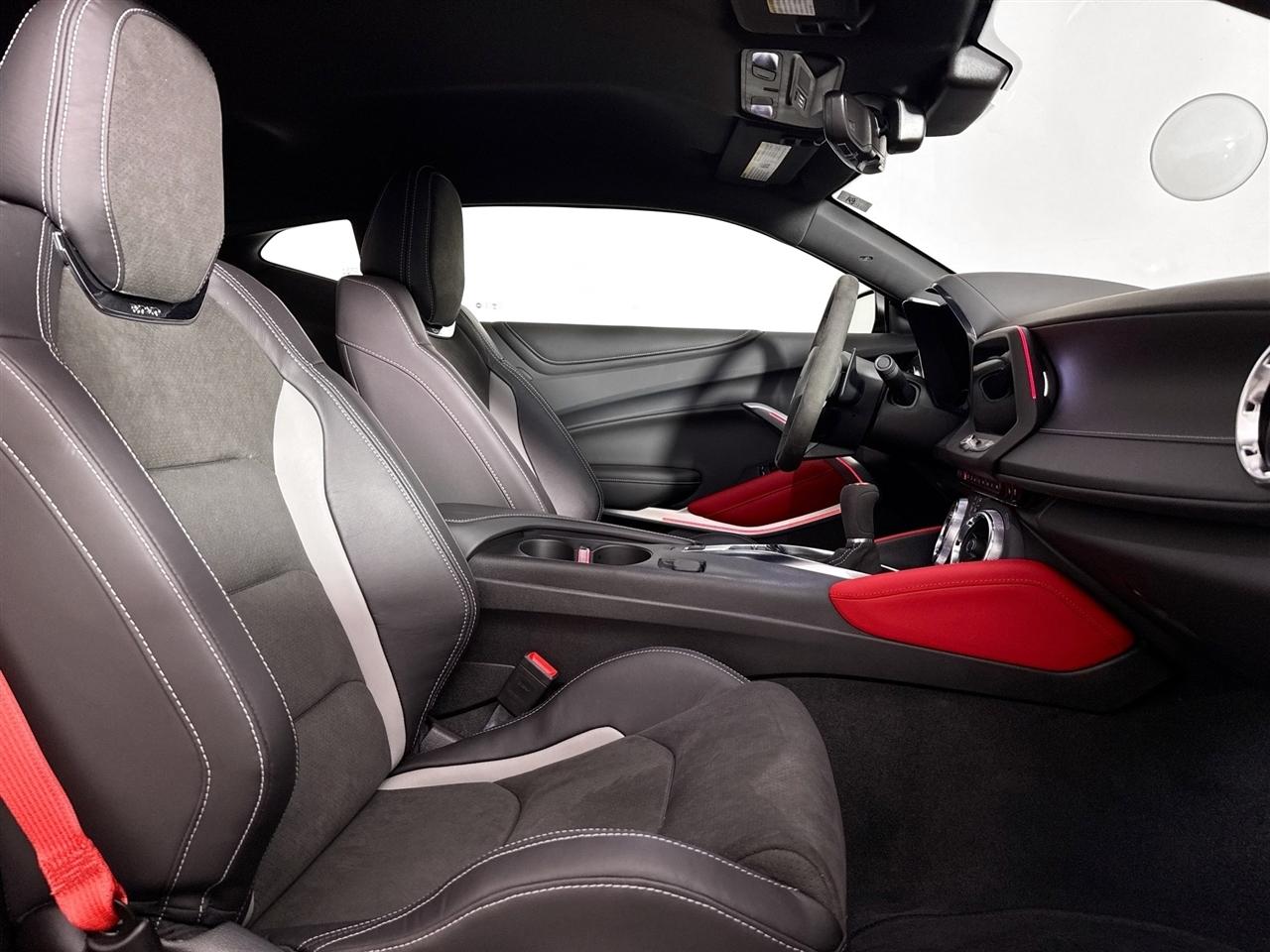 Chevrolet Camaro 2dr Cpe 2SS 2023