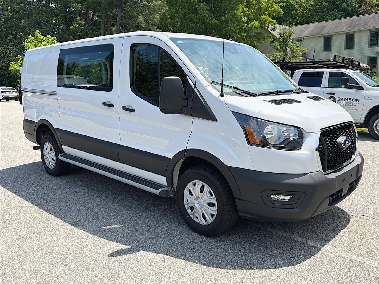 Ford Transit Cargo Van T-250 130" Low Rf 9070 GVWR RWD 2025