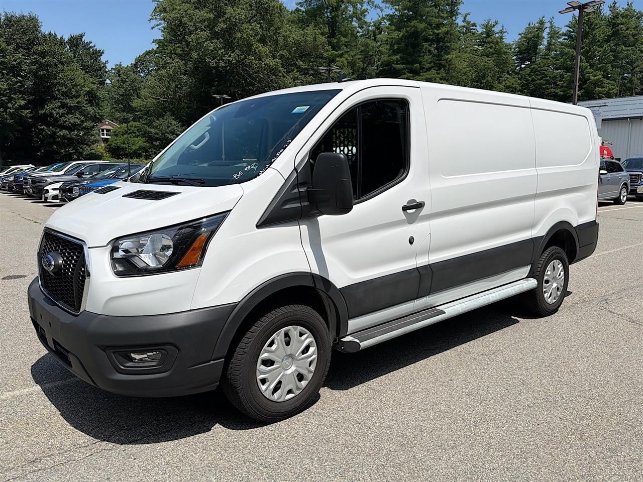 Ford Transit Cargo Van T-250 130" Low Rf 9070 GVWR RWD 2025